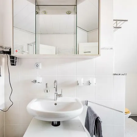 Cosy Family מלון