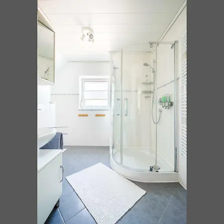 מלון Cosy Family *